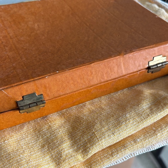 Silver Flatware Set - Picture 4 of 5